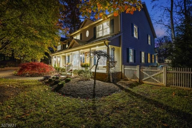 21 Spring St, Chatham Twp., NJ 07928