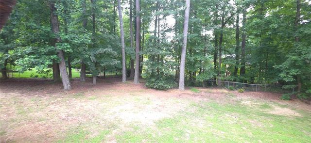 190 Barrington Drive Drive E, Roswell, GA 30076