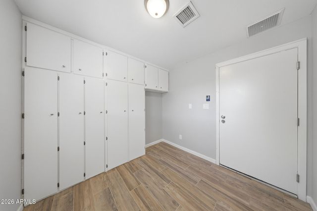 9603 W PURDUE Avenue, Peoria, AZ 85345
