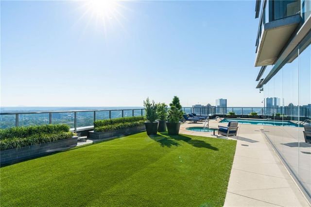 3630 Peachtree Road NE 2204, Atlanta, GA 30326