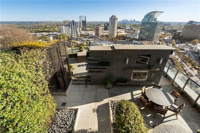 3630 Peachtree Road NE 2204, Atlanta, GA 30326