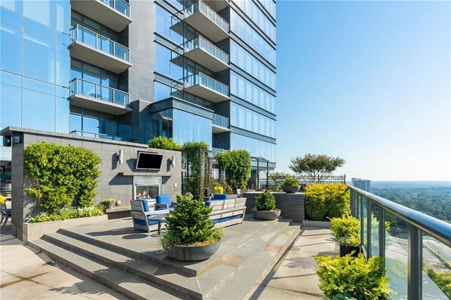 3630 Peachtree Road NE 2204, Atlanta, GA 30326