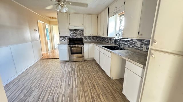 116 W Mahan Street, Richwood, TX 77531