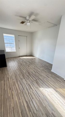 116 W Mahan Street, Richwood, TX 77531