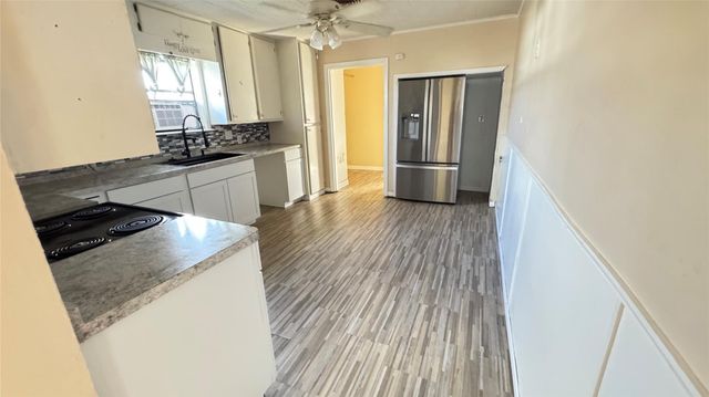 116 W Mahan Street, Richwood, TX 77531