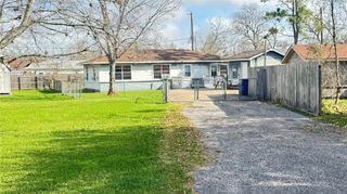 116 W Mahan Street, Richwood, TX 77531