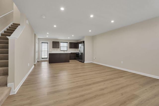 224 Mackinac Drive, Springfield, OH 45505