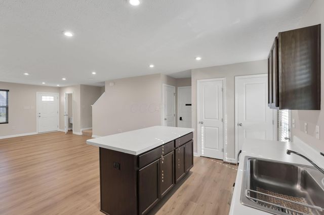 224 Mackinac Drive, Springfield, OH 45505