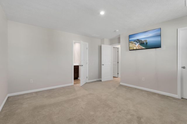 224 Mackinac Drive, Springfield, OH 45505