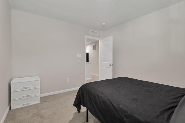 224 Mackinac Drive, Springfield, OH 45505