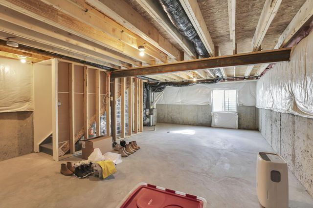 224 Mackinac Drive, Springfield, OH 45505