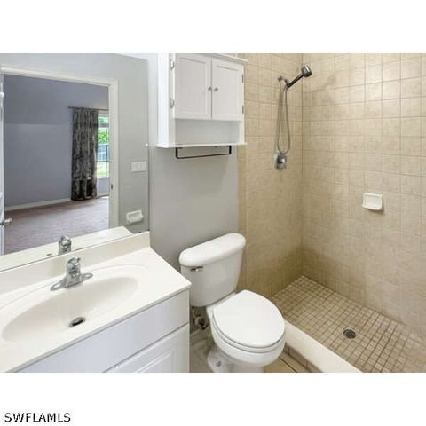 1252 Delores ST E, Lehigh Acres, FL 33974