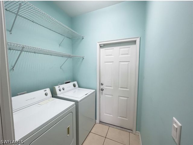 1252 Delores ST E, Lehigh Acres, FL 33974