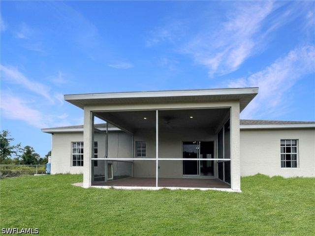 1252 Delores ST E, Lehigh Acres, FL 33974