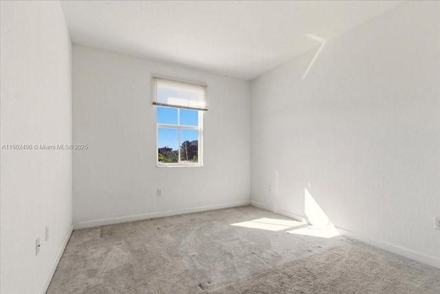 12855 NW 24th Ave, Miami, FL 33167