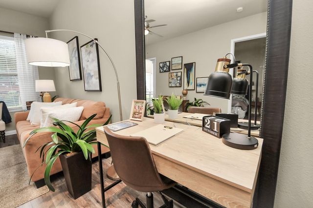 5455 Richmond Street 1082, Houston, TX 77056