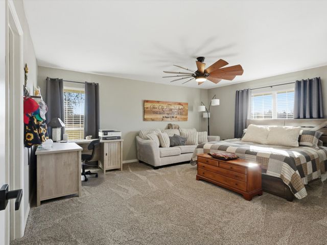 104 Fossil Court, Springtown, TX 76082