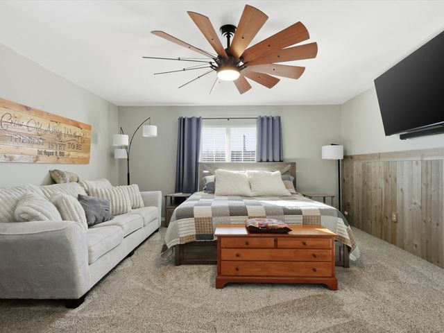 104 Fossil Court, Springtown, TX 76082