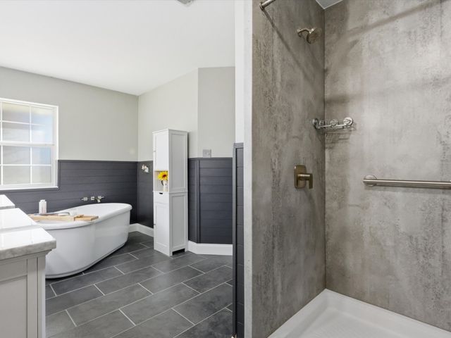 104 Fossil Court, Springtown, TX 76082