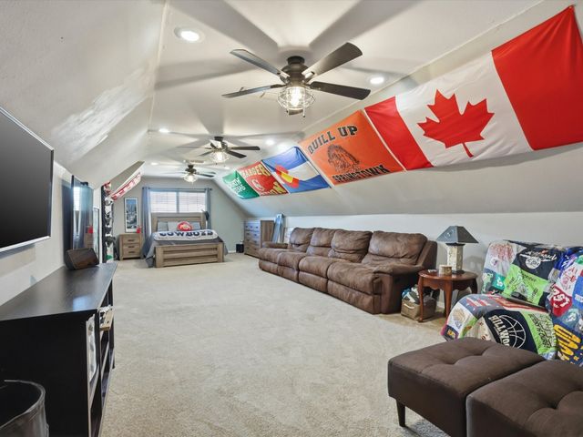 104 Fossil Court, Springtown, TX 76082