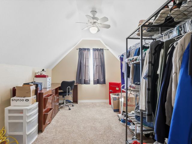 104 Fossil Court, Springtown, TX 76082