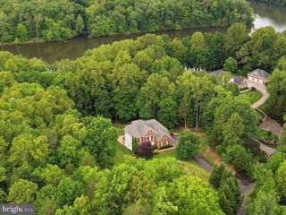 5081 WOLF RUN SHOALS RD, Woodbridge, VA 22192