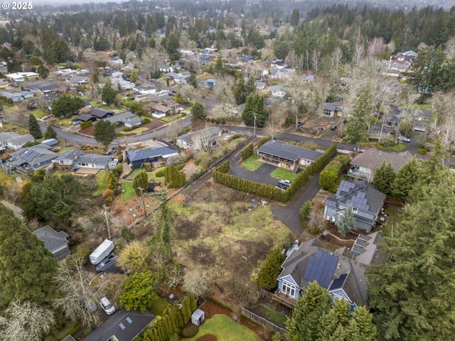 10216 Nw LEE St, Portland, OR 97229