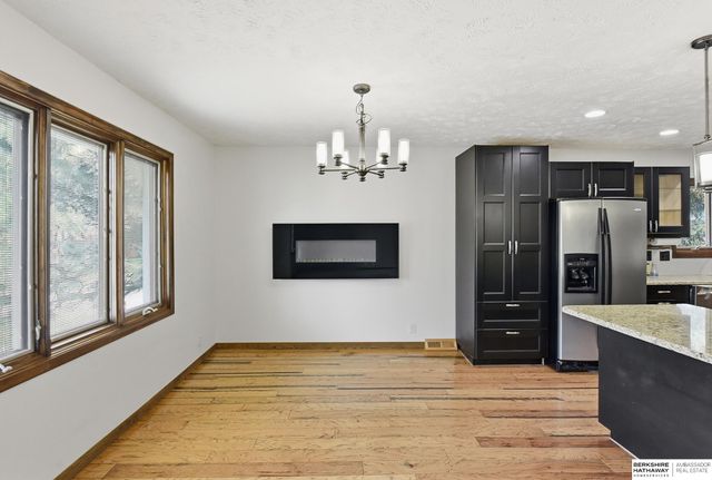 6245 Ponderosa Circle, Omaha, NE 68137