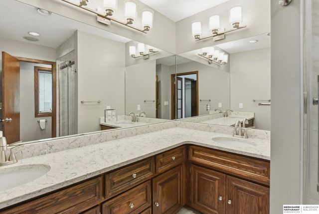 6245 Ponderosa Circle, Omaha, NE 68137