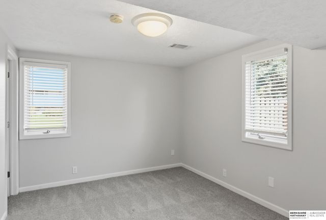 6245 Ponderosa Circle, Omaha, NE 68137