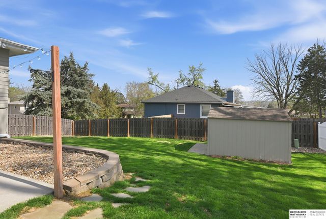 6245 Ponderosa Circle, Omaha, NE 68137