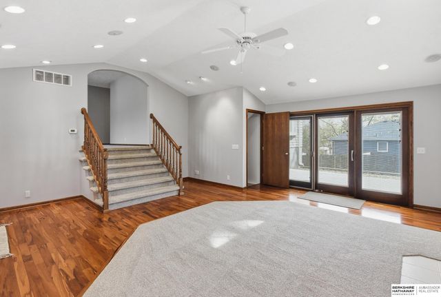 6245 Ponderosa Circle, Omaha, NE 68137