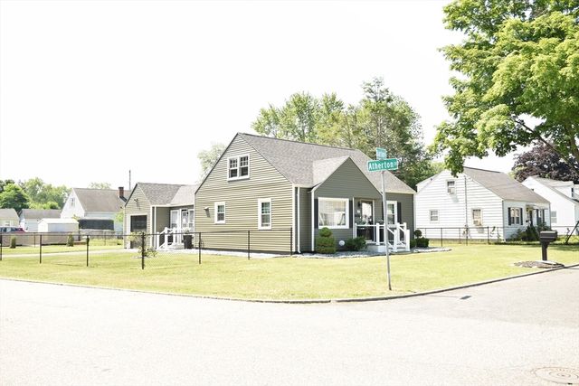 43 Barton St, Springfield, MA 01104