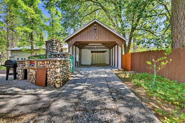 662 Nevada Street, Nevada City, CA 95959