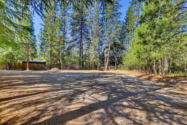 662 Nevada Street, Nevada City, CA 95959