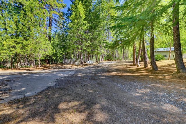 662 Nevada Street, Nevada City, CA 95959
