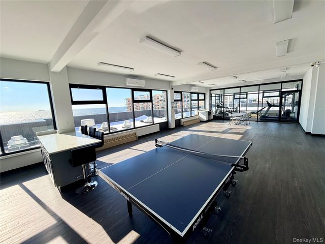 1 E Broadway 3N, Long Beach, NY 11561