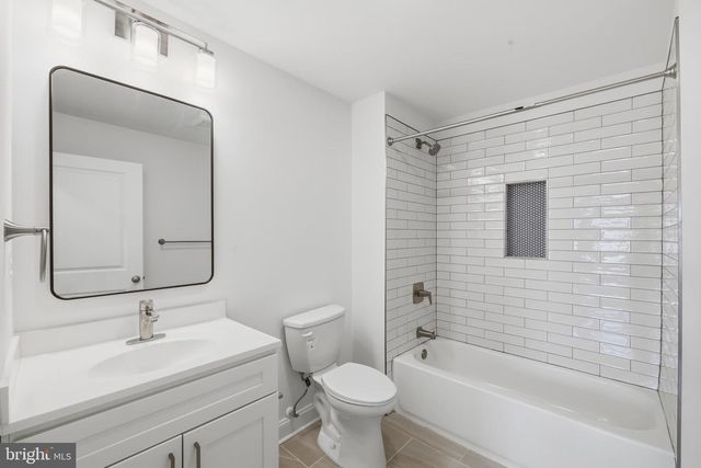 109 S FULTON AVE, Baltimore, MD 21223