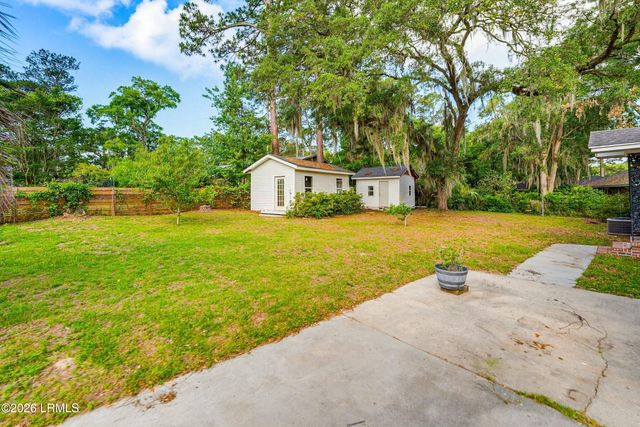 2602 S Royal Oaks Drive, Beaufort, SC 29902