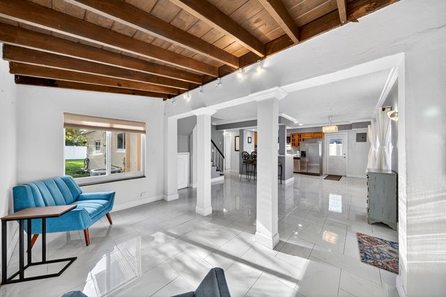 1503 NE 18th Avenue, Fort Lauderdale, FL 33304