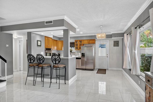 1503 NE 18th Avenue, Fort Lauderdale, FL 33304