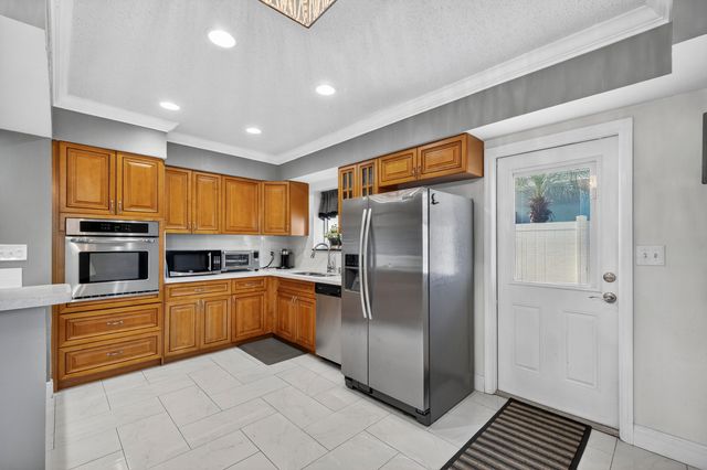 1503 NE 18th Avenue, Fort Lauderdale, FL 33304