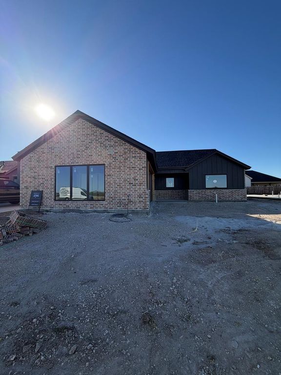 Image 1 of property listing at 5425 Riviera Lane, San Angelo, TX 76904