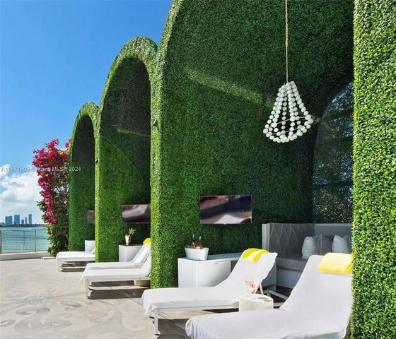 1100 West Ave 906, Miami Beach, FL 33139