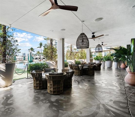 1100 West Ave 906, Miami Beach, FL 33139