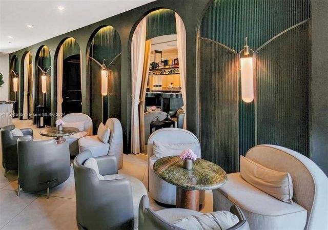 1100 West Ave 906, Miami Beach, FL 33139