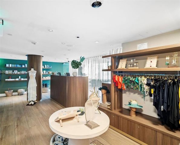 1100 West Ave 906, Miami Beach, FL 33139