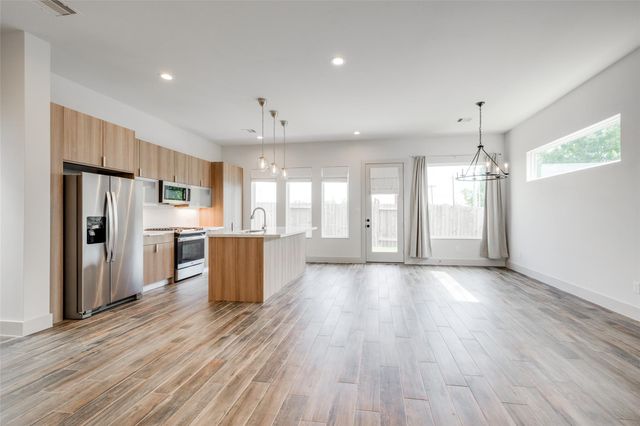 4402 Santorini Lane, Houston, TX 77045