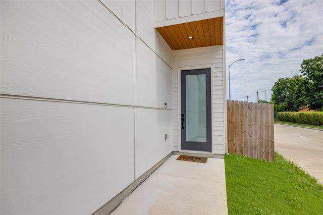 4402 Santorini Lane, Houston, TX 77045