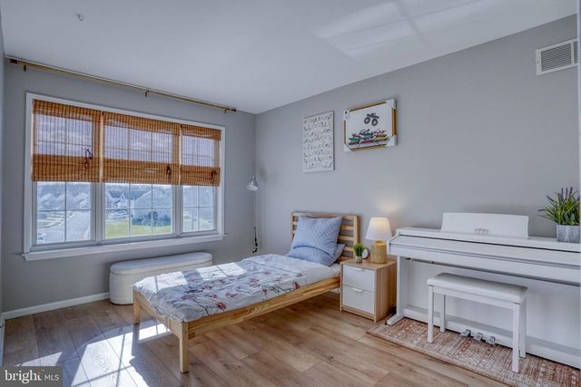 25 SHAWN LN, Bear, DE 19701